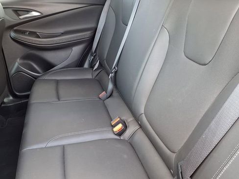 Used 2024 Buick Encore GX Sport Touring image 5