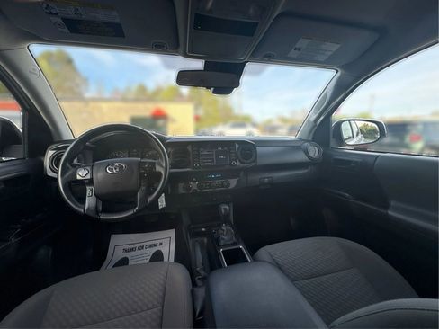 Used 2022 Toyota Tacoma SR image 26