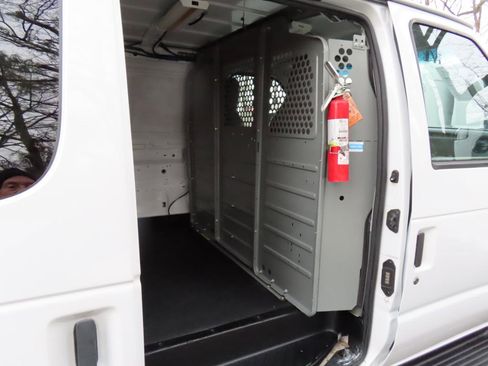 Used 2013 Ford E-250 and Econoline 250 w/ PWR Group image 18