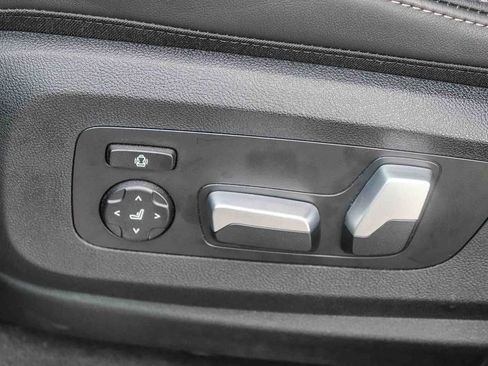 Used 2025 BMW X5 sDrive40i w/ Premium Package RWD image 23