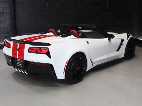 Used 2017 Chevrolet Corvette Grand Sport RWD image 30