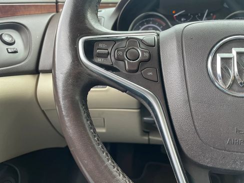 Used 2016 Buick Regal FWD image 15