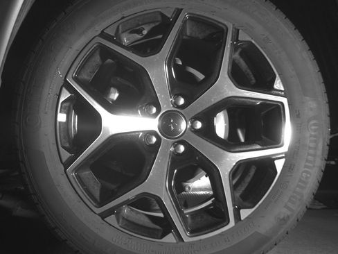 Used 2025 Jeep Compass Limited image 14