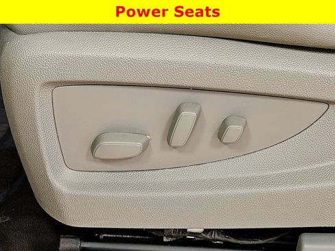 Used 2017 Chevrolet Tahoe LT image 36