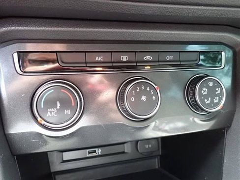 Used 2018 Volkswagen Tiguan S AWD/4WD image 17