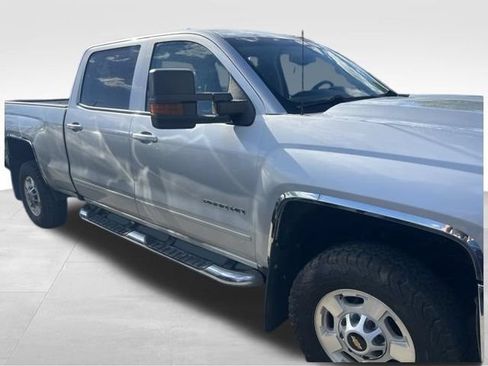 Used 2016 Chevrolet Silverado 2500 LT w/ True North Edition AWD/4WD image 4