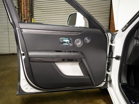 Used 2021 Rolls-Royce Ghost image 46