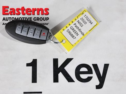 Used 2020 Nissan Pathfinder SL AWD/4WD image 29