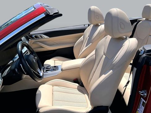 Certified 2024 BMW 430i Convertible w/ Premium Package RWD image 8