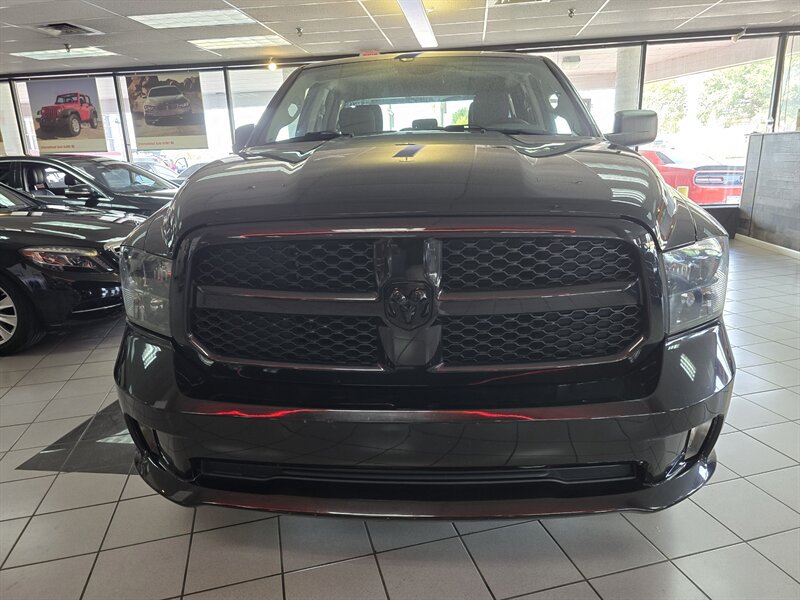 Used 2019 RAM 1500 Express w/ Express Value Package AWD/4WD image 2