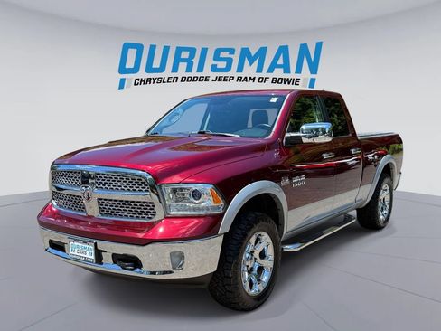 Used 2017 RAM 1500 Laramie w/ Convenience Group AWD/4WD image 5