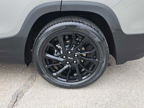 Certified 2023 GMC Terrain SLE w/ Driver Convenience Package FWD image 14