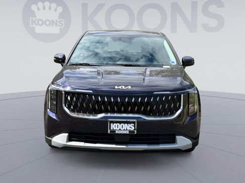 New 2026 Kia Carnival FWD image 11