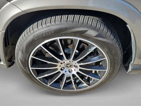 Used 2023 Mercedes-Benz GLE 450 4MATIC image 9