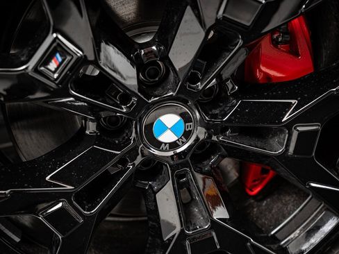 New 2026 BMW 330i xDrive Sedan w/ M Sport Package image 8