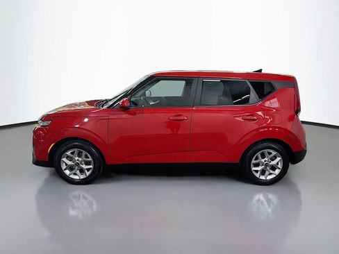 Used 2022 Kia Soul LX w/ Technology Package FWD image 6