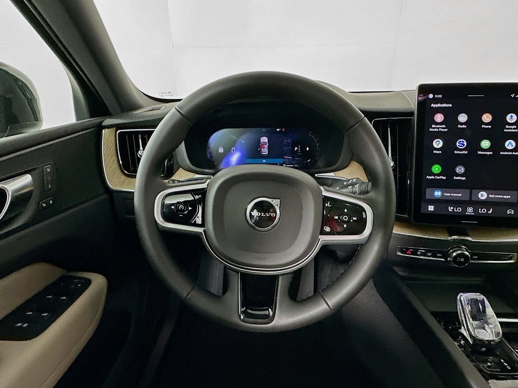 Used 2026 Volvo XC60 B5 Core AWD/4WD image 16