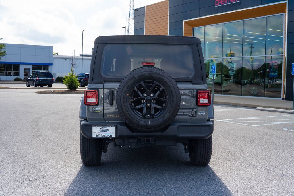 Used 2023 Jeep Wrangler Unlimited Sport AWD/4WD image 6