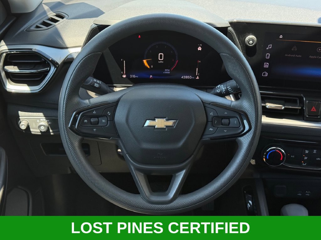 Used 2025 Chevrolet TrailBlazer LT FWD image 18