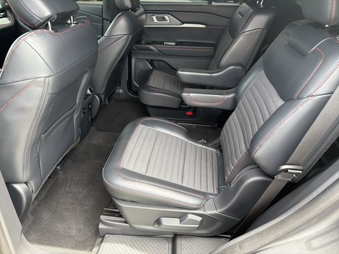Used 2025 Ford Explorer ST-Line w/ Premium Package RWD image 26