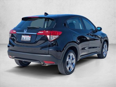 Used 2019 Honda HR-V LX image 5