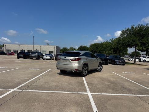 Used 2021 Lexus RX 350 FWD w/ Premium Package image 2