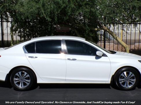 Used 2015 Honda Accord LX image 5