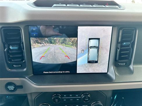 Used 2024 Ford Bronco Wildtrak image 14