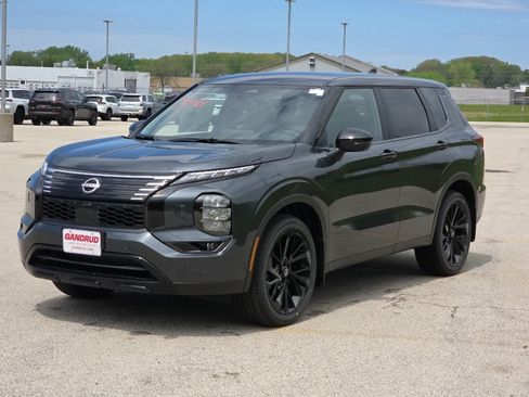 New 2026 Nissan Rogue SL AWD/4WD image 3