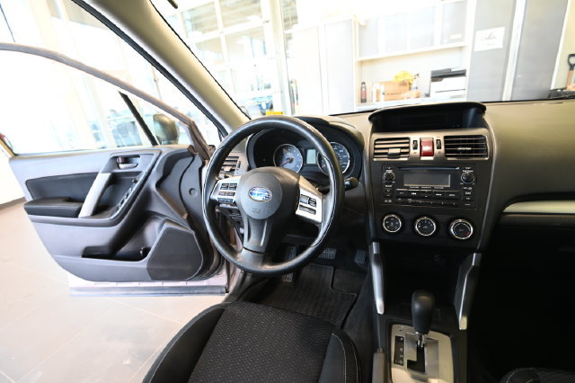 Used 2014 Subaru Forester 2.5i AWD/4WD image 20