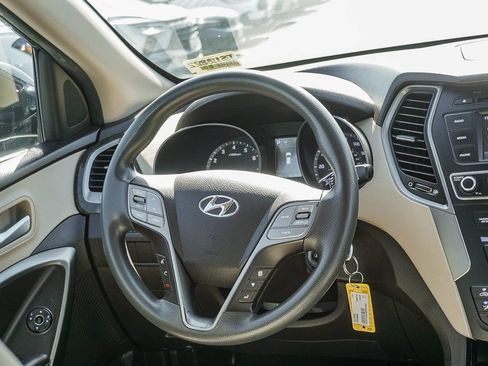 Used 2017 Hyundai Santa Fe Sport FWD image 16