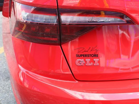 Used 2020 Volkswagen Jetta GLI FWD image 33