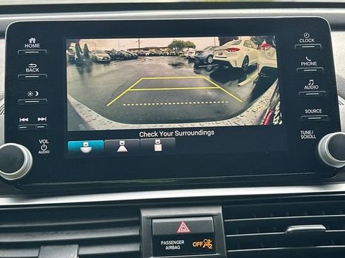 Used 2018 Honda Accord Sport image 21