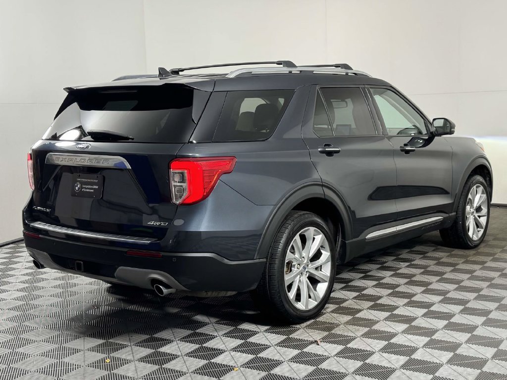 Used 2022 Ford Explorer Platinum w/ Technology Package AWD/4WD image 10