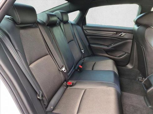 Used 2022 Honda Accord Sport image 18