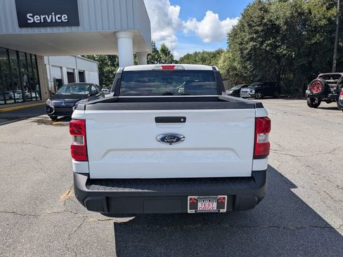 Used 2023 Ford Maverick XLT FWD image 4