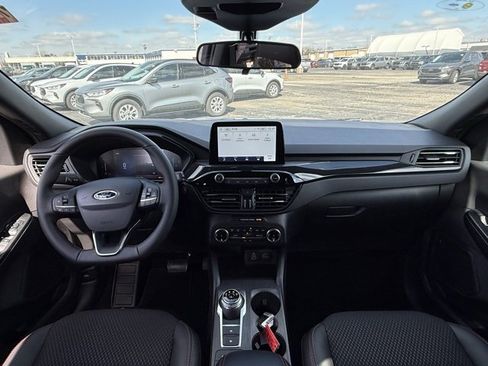 New 2025 Ford Escape ST-Line w/ Equipment Group 301A image 15