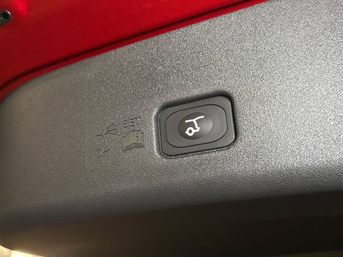 New 2026 Lincoln Nautilus Reserve w/ Jet Appearance Package image 16