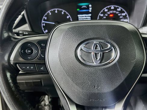 Used 2023 Toyota Corolla SE FWD image 18