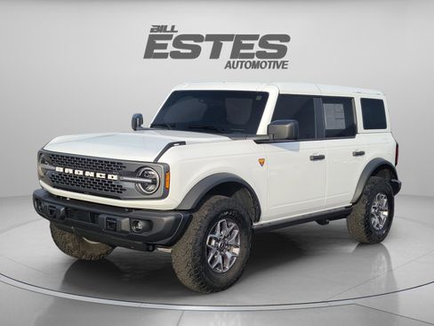 Certified 2025 Ford Bronco Badlands image 1