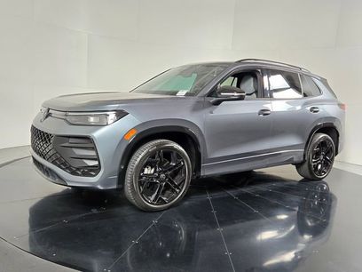 Used 2025 Volkswagen Tiguan SE R-Line