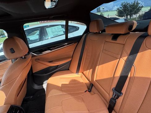 Used 2023 BMW 530i xDrive w/ Convenience Package AWD/4WD image 13