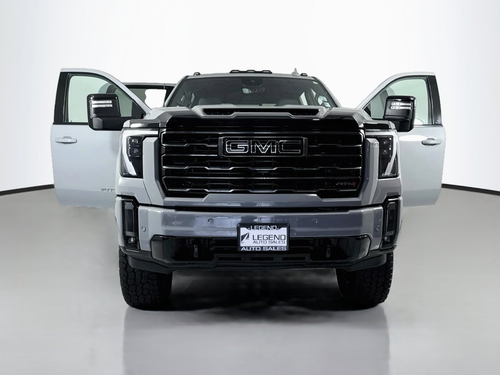 Used 2024 GMC Sierra 2500 AT4 w/ Technology Package AWD/4WD image 28