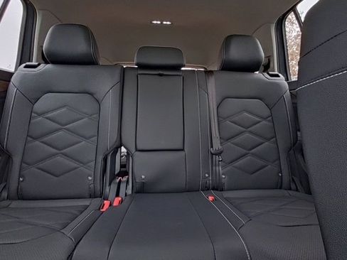 New 2026 Volkswagen Atlas SE image 28