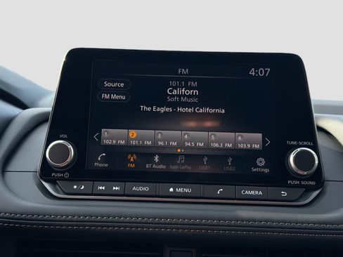 Used 2026 Nissan Rogue SV image 26