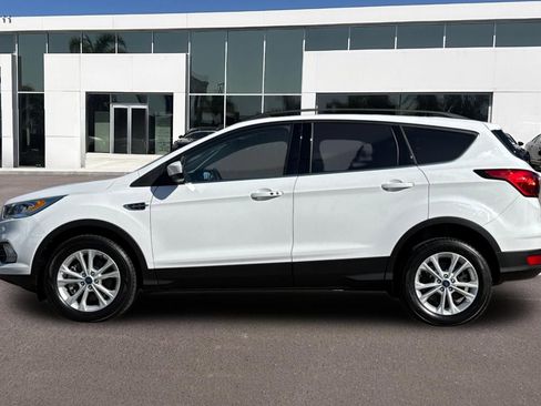 Used 2019 Ford Escape SEL image 6