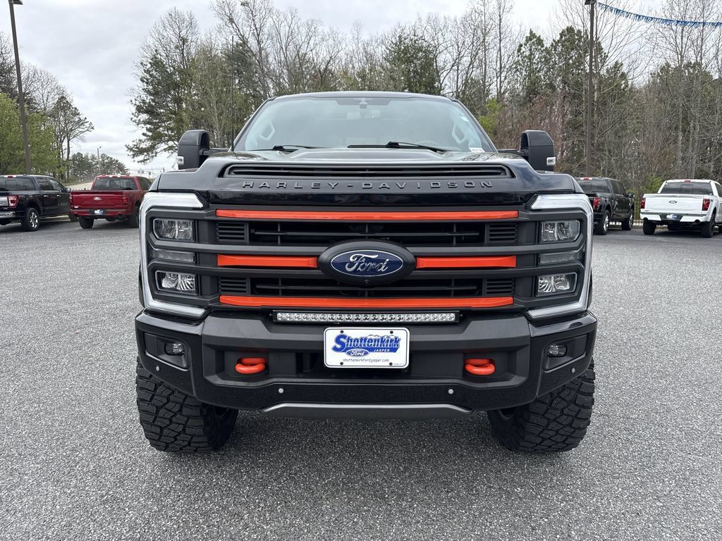 Used 2023 Ford F250 Lariat w/ Lariat Ultimate Package AWD/4WD image 2