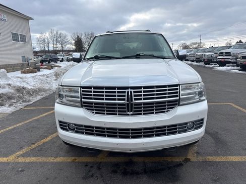 Used 2012 Lincoln Navigator 4WD image 3