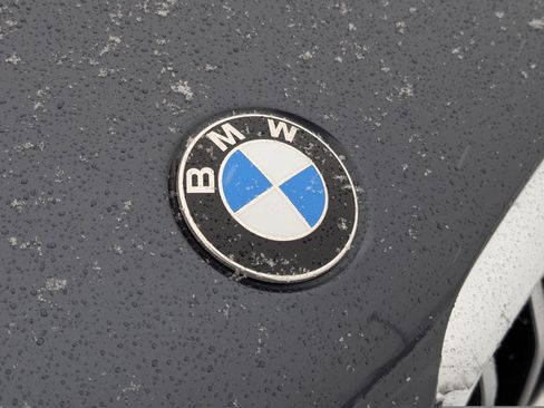 Used 2021 BMW X5 xDrive40i w/ Premium Package 3 image 16