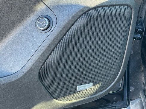 Used 2017 GMC Acadia Denali w/ Technology Package image 13